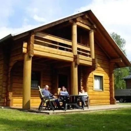 Stammhus, Urgemutliches Grosses Blockbohlenhaus Mitten In Der - Ruhe Und Erholung Fuhlendorf (Mecklenburg-Vorpommern)